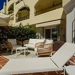 Cozy Apartment With Terrace And Access To The Beach, In Elviria, Marbella East