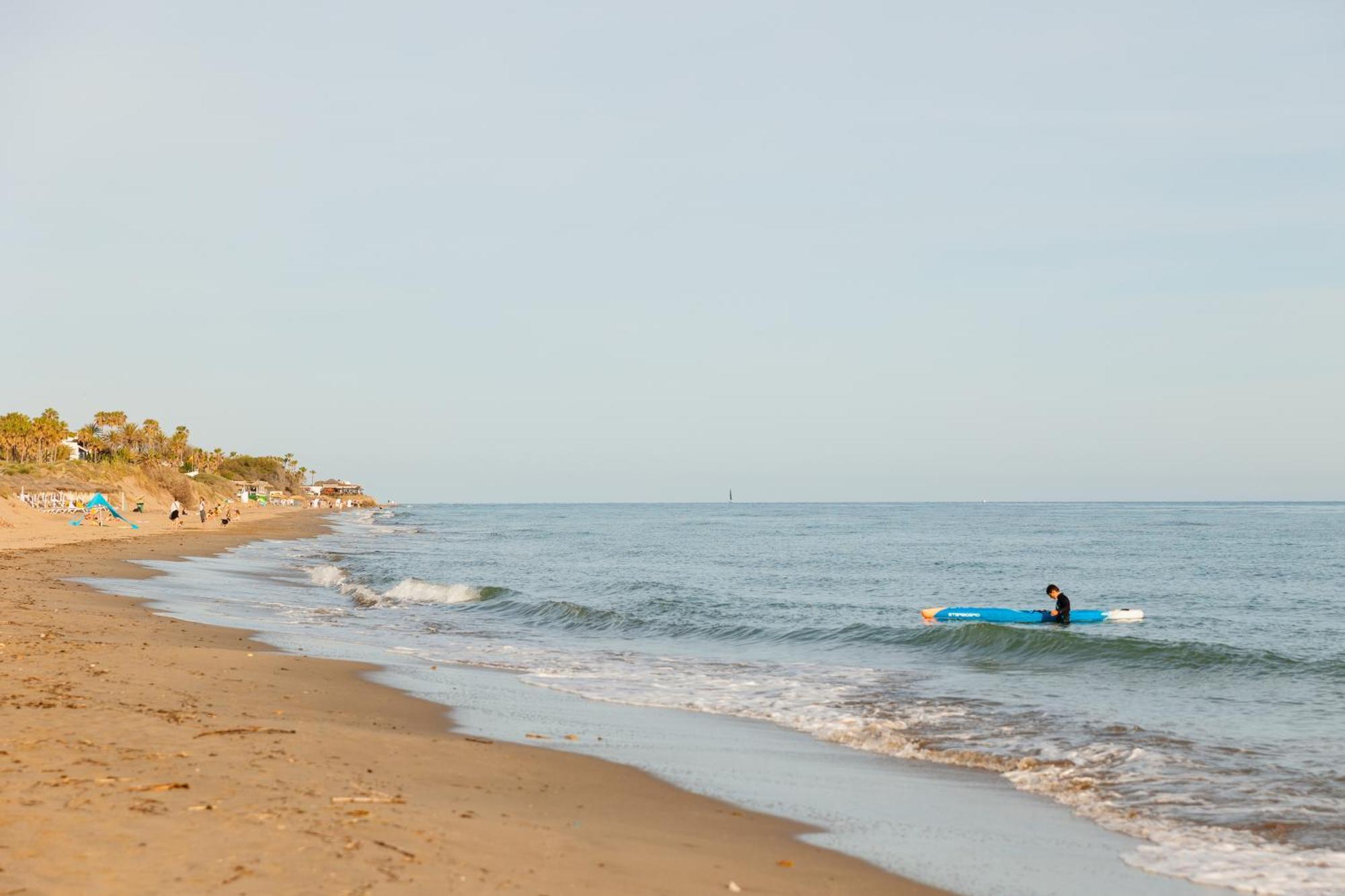 Cozy With Terrace And Access To The Beach, In Elviria, East * Marbella
