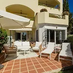 Cozy Apartment With Terrace And Access To The Beach, In Elviria, Marbella East